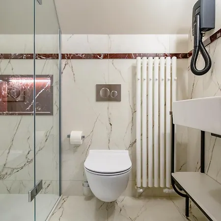 Mr 3 Hotel apartamentowy 3*