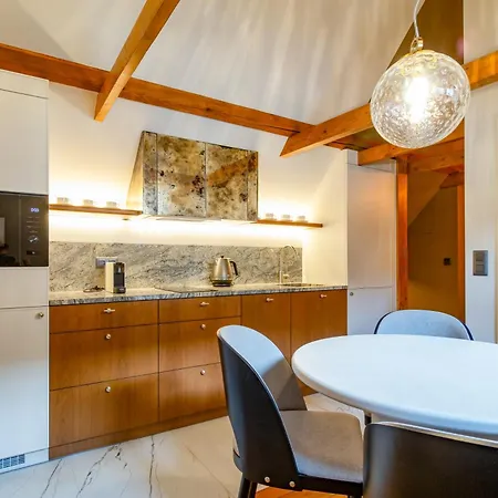 Lägenhetshotell Mr 3 4*