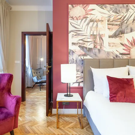 Apartmanhotel Mr 3 4*