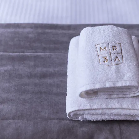 Mr 3 Aparthotel 4*