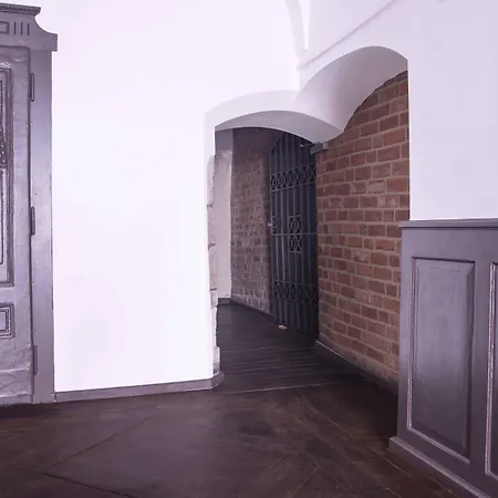 Apartmanhotel Mr 3 4*