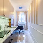 Mr 3 Hotel apartamentowy